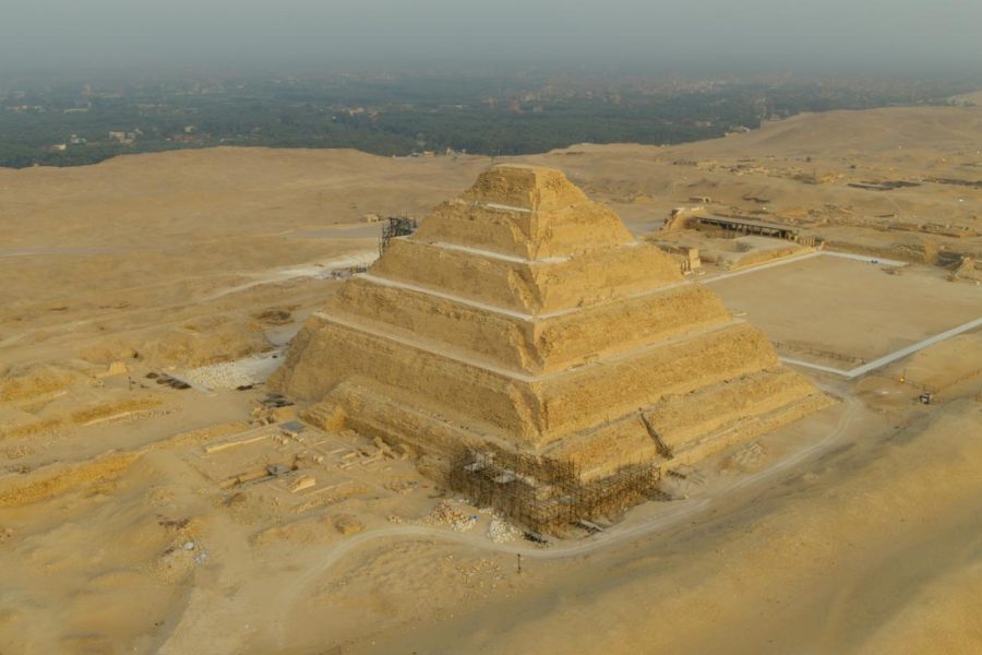 Ancient Wonders Tour: Pyramids of Giza, Saqqara Pyramid & Memphis Museum