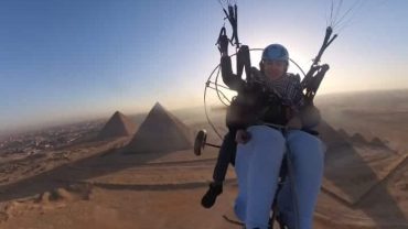 Paramotor Over the Pyramids: 7 Amazing Reasons to Try This Unique Adventure